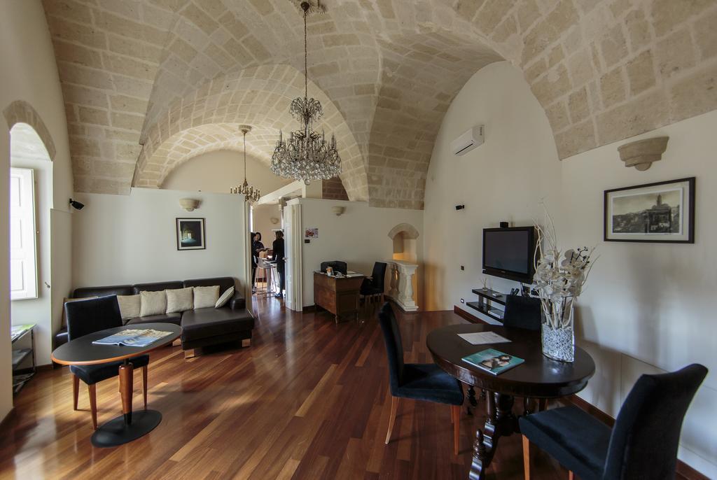 מטרה Alla Dimora Di Chiara Suite And Rooms מראה חיצוני תמונה